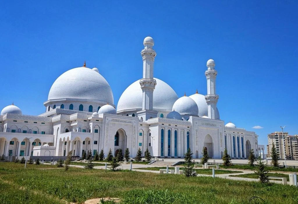 Baku-Shymkent direct flights start